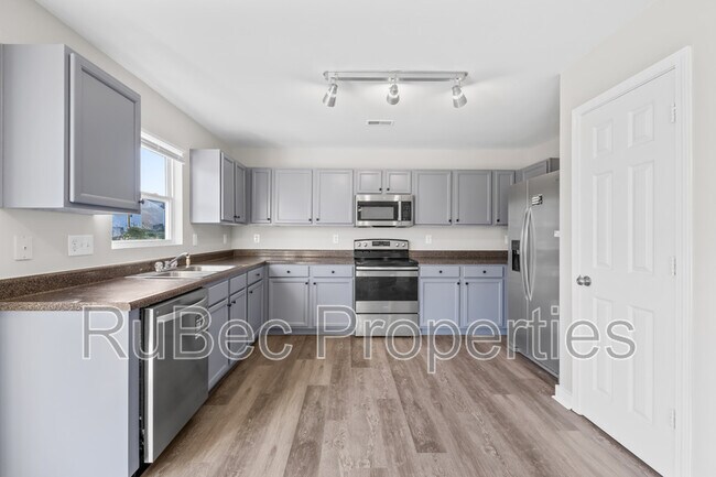 Building Photo - 9115 Old Ash Ct