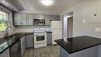 Building Photo - 342 Dunfey Ln