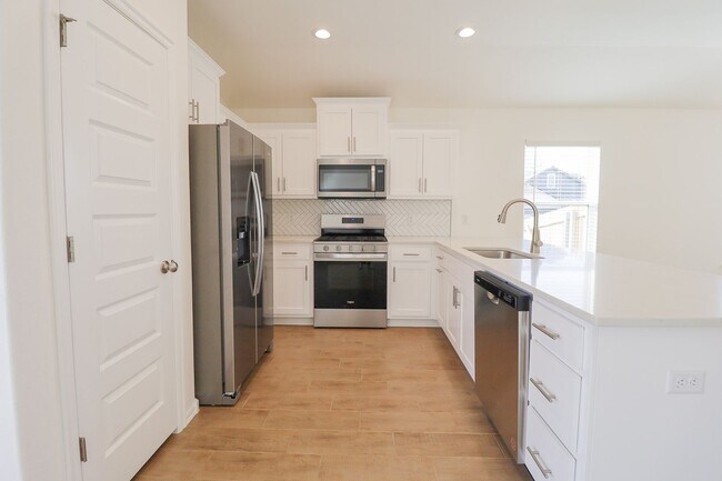 Building Photo - 3 Bed | 2 Bath in Owasso!