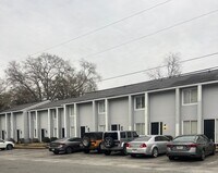 Building Photo - 122 Magnolia St