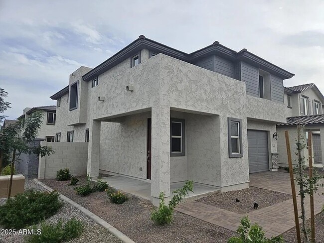 Building Photo - 3354 S 180th Ln