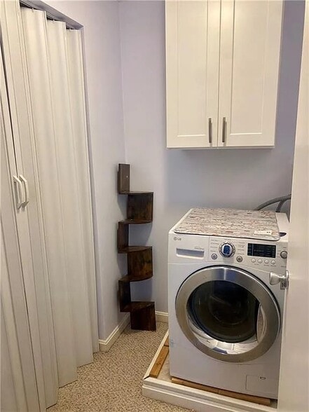 Building Photo - 7 Wake Robin Rd