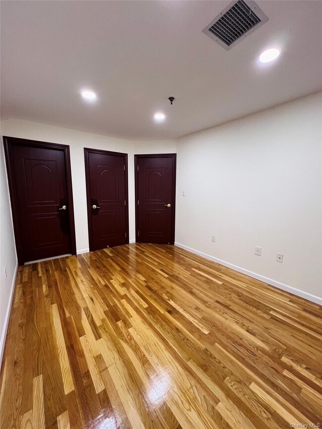 Building Photo - 104-8 220th St