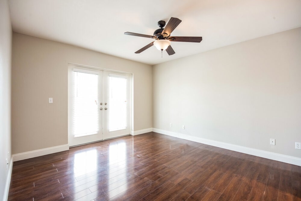 Building Photo - 811 SW 14th Pl