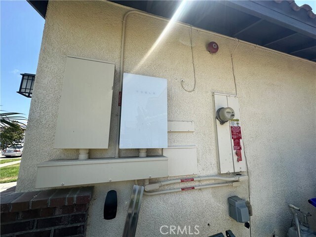 Building Photo - 16453 Freesia Ct
