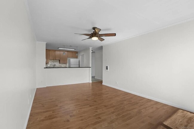 Building Photo - 3030 Suncrest Dr