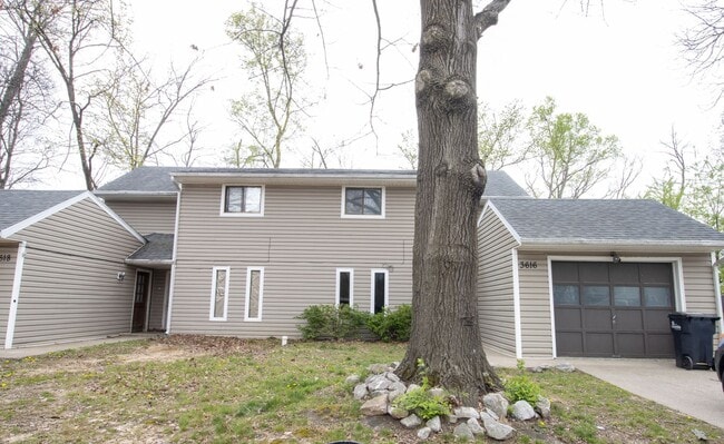 Primary Photo - 3616-3618 Sugar Tree Lane