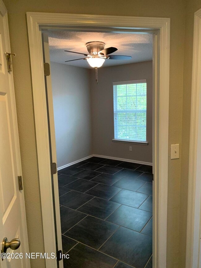 Building Photo - 3740 Creswick Cir