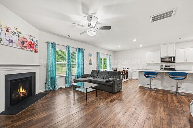 Building Photo - 10749 Adair Wds Dr