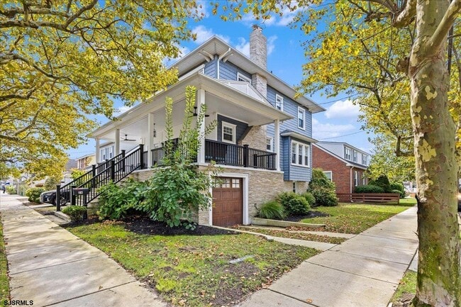 Building Photo - 26 N Richards Ave