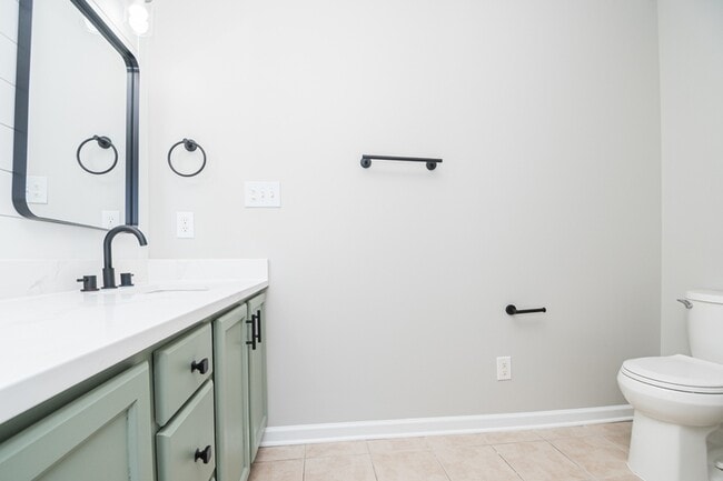 Building Photo - 3401 Connection Dr