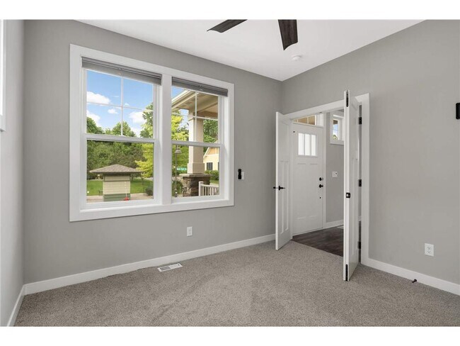 Building Photo - 15590 Duck Trail Ln