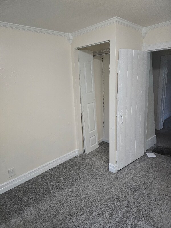 Building Photo - 108 Readington Rd