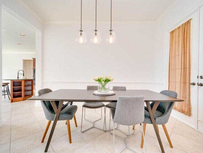 Building Photo - 15405 Prestancia Dr