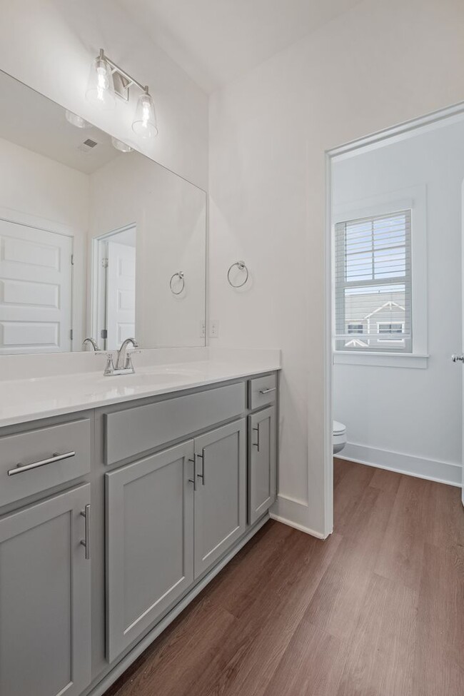 Building Photo - Smart Home with Amazing Community Amenities