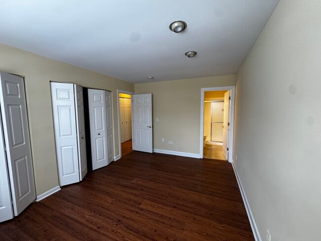 Building Photo - 460 N Lake Shore Dr