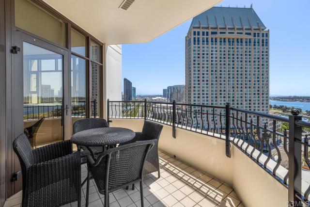 Building Photo - 700 W Harbor Dr