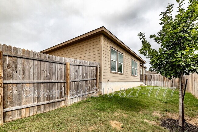 Building Photo - 7050 Shears Pl