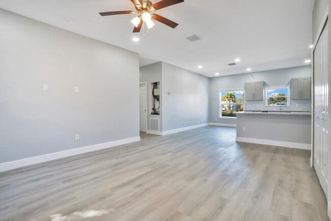 Building Photo - 910 Willie Mays Pkwy