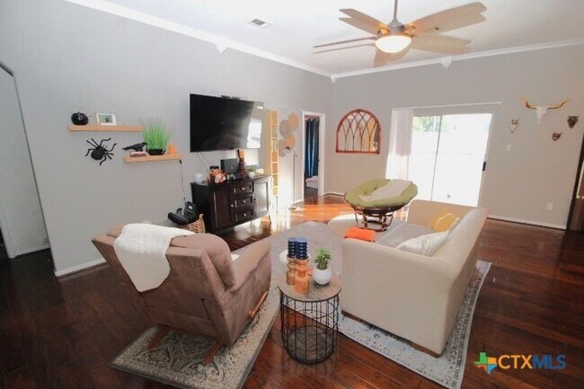 Building Photo - 775 Cactus Ln