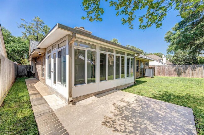 Building Photo - 4523 Wavertree Dr