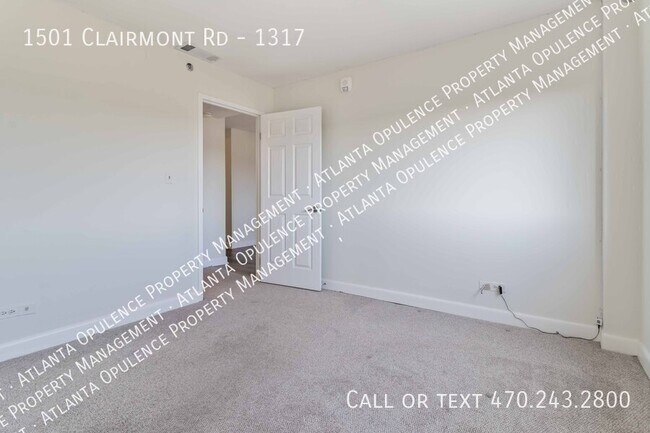 Building Photo - 1501 Clairmont Rd