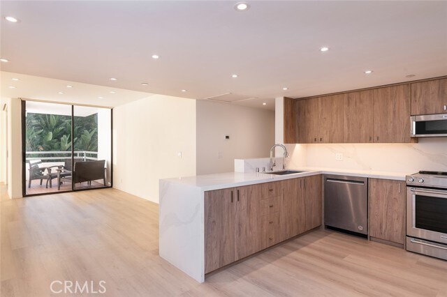 Building Photo - 345 Pioneer Dr