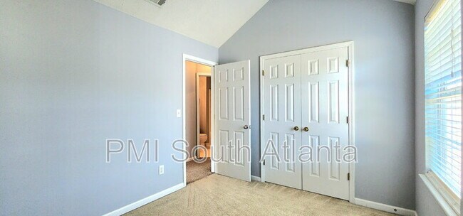 Building Photo - 1219 Quail Hunt Dr