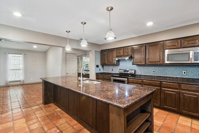Building Photo - 13205 Kit Ln