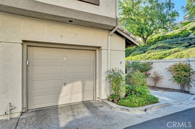 Building Photo - 45 Chaumont Cir