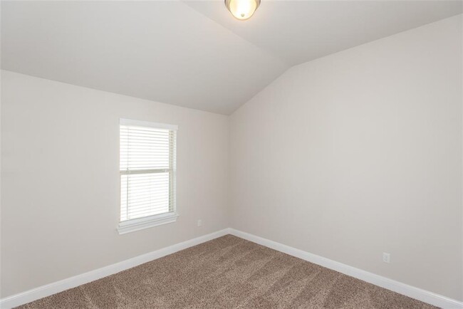 Building Photo - 15804 Cinca Terra Dr