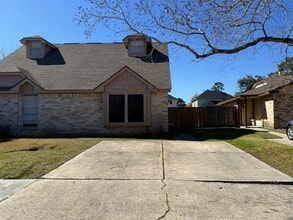 Building Photo - 22211 Moss Falls Ln