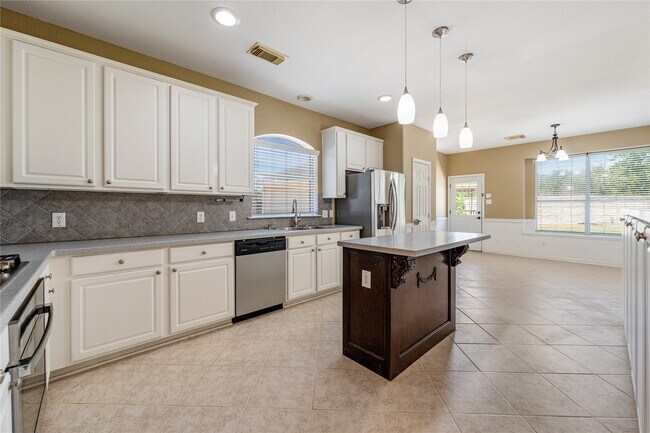 Building Photo - 14431 Rosehill Estates Ln
