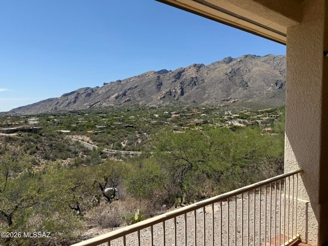 Building Photo - 6141 N Paseo Zaldivar