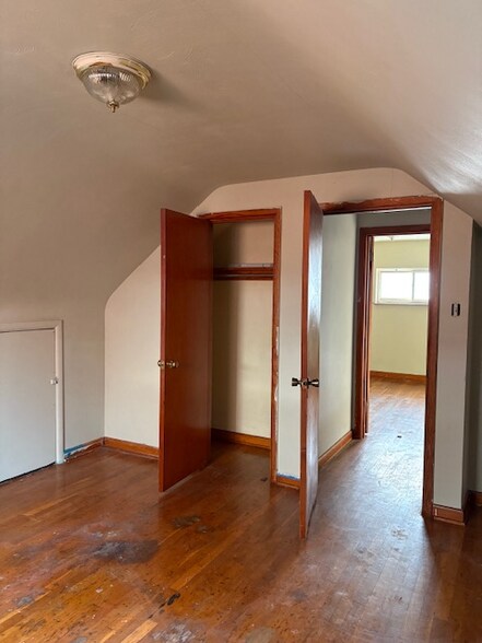 Building Photo - 3107 Idaho St