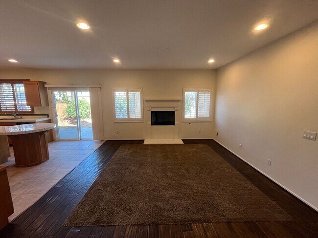 Building Photo - 35736 Emily Ave