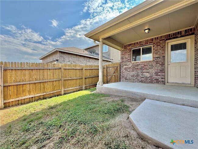 Building Photo - 1024 Britt Ln