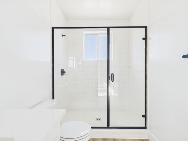 Building Photo - 711 Passion Ct