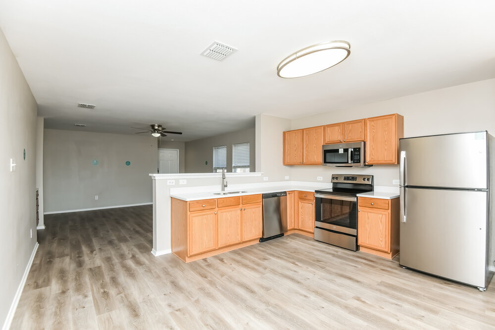Building Photo - 12933 Kelly Dr