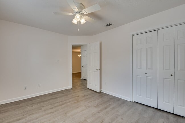 Building Photo - 513 Brians Way