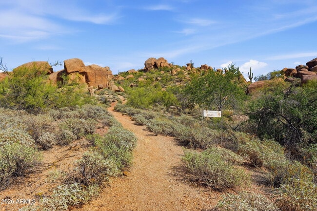 Building Photo - 7394 E Quien Sabe Way