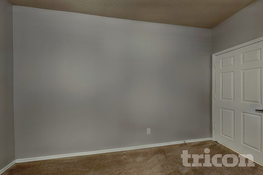 Building Photo - 2081 Camino Rincon