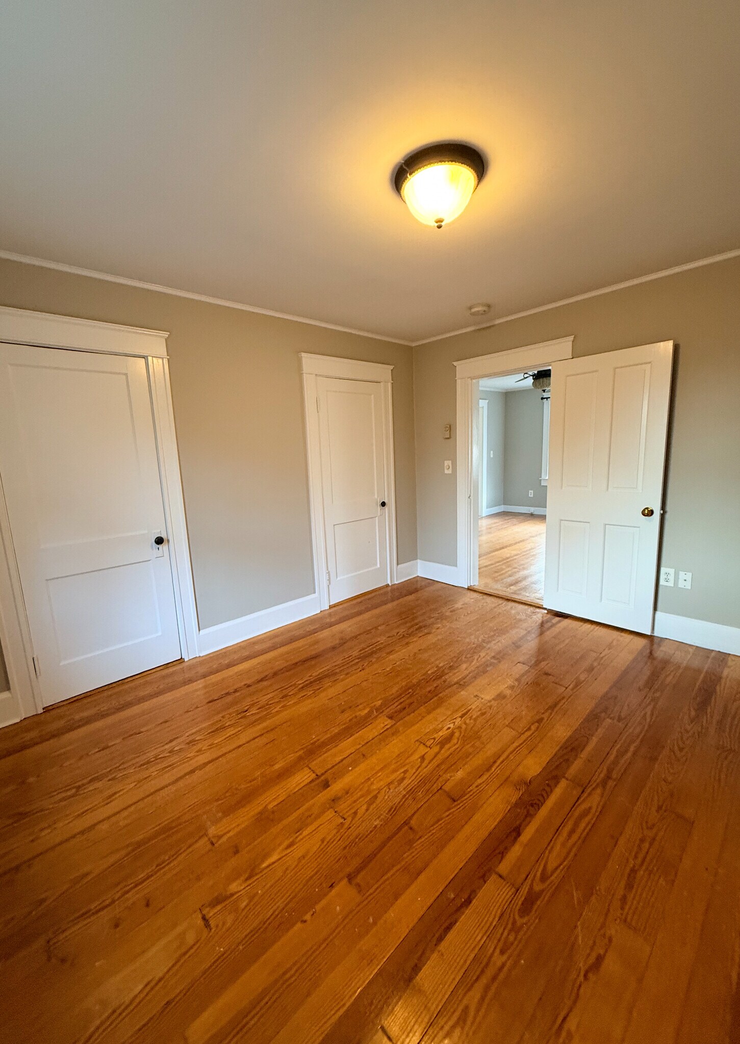 Building Photo - 260 Providence Rd