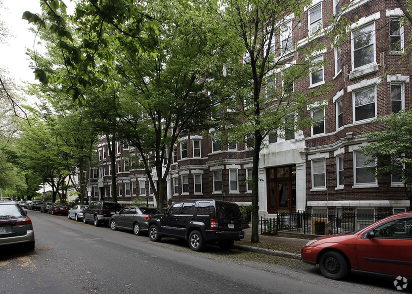 Building Photo - 16-40 Queensberry Street