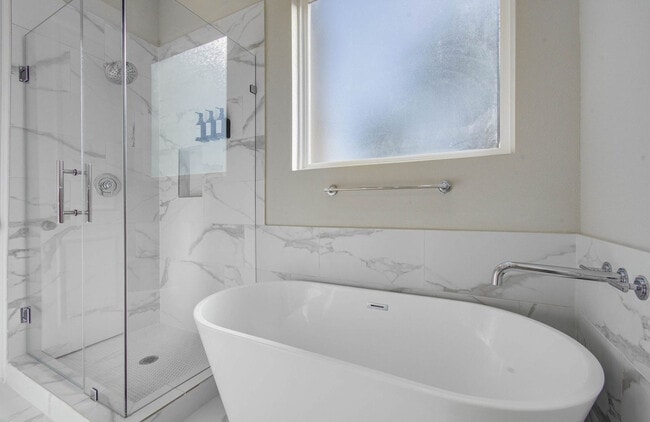 Building Photo - 8320 Curry Rd