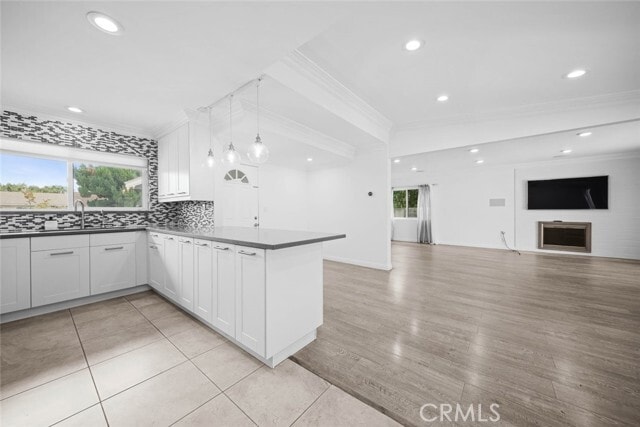 Building Photo - 10515 Valjean Ave