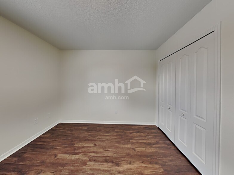 Building Photo - 119 Belgian Way