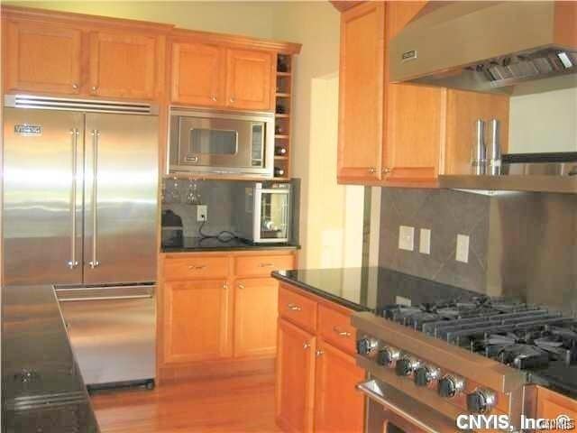 Building Photo - 5065 Yellow Wood Pkwy