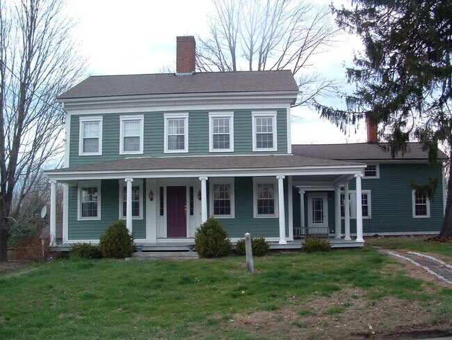 Front of House - 49 School St