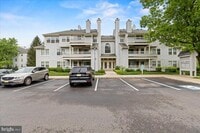 Building Photo - 202 Salem Ct